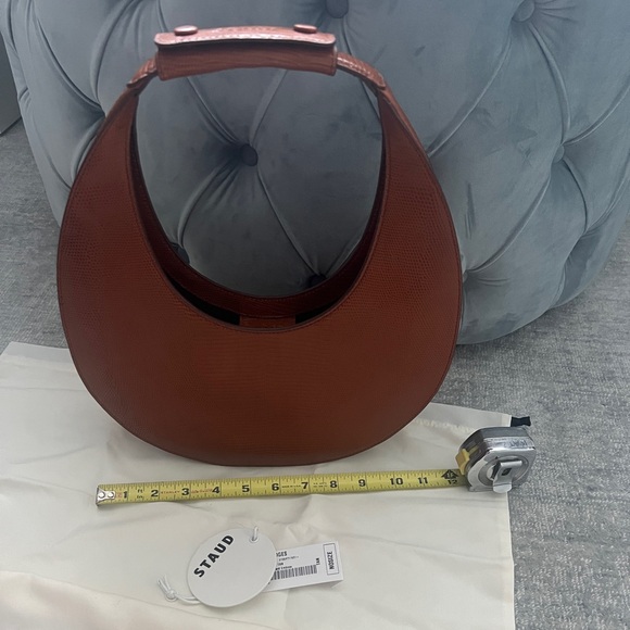 Staud Moon Bag tan lizzard embossed NWT - Picture 6 of 16